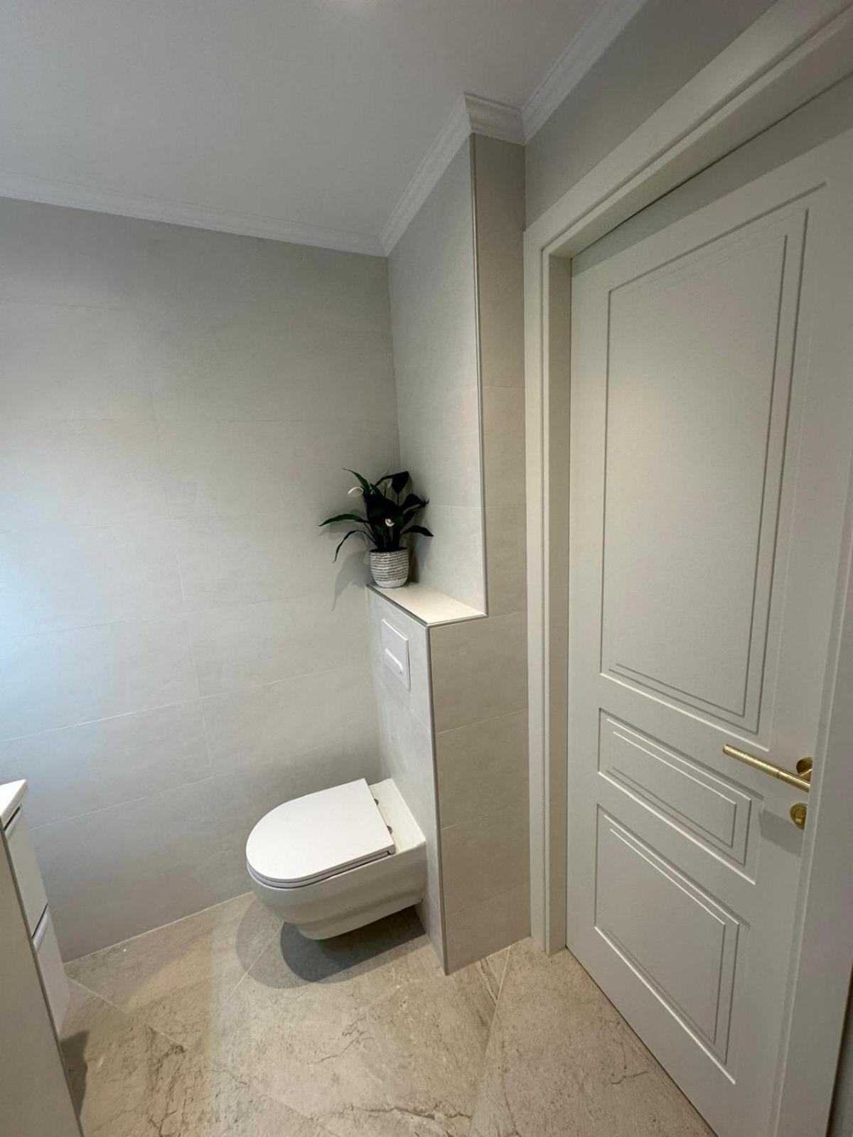 Extraordinaire Grand Studio Au Centre 6 Minutes A Pied De La Plage Et L'Hotel Negresco 尼斯 外观 照片