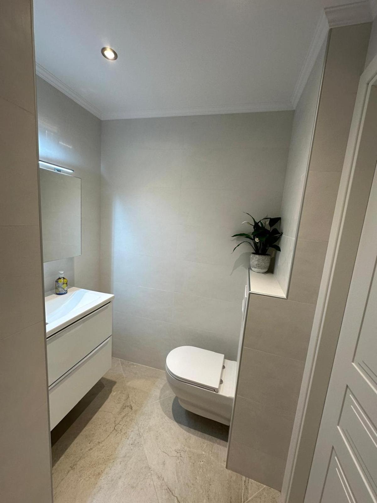 Extraordinaire Grand Studio Au Centre 6 Minutes A Pied De La Plage Et L'Hotel Negresco 尼斯 外观 照片
